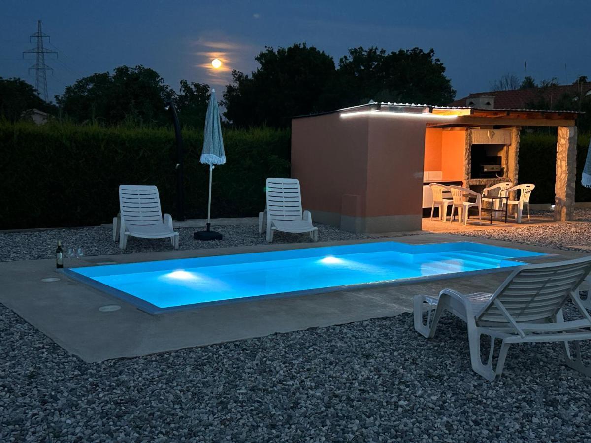 PUY Dora House With Wifi And Outdoor Swimming Pool 빌라 외부 사진