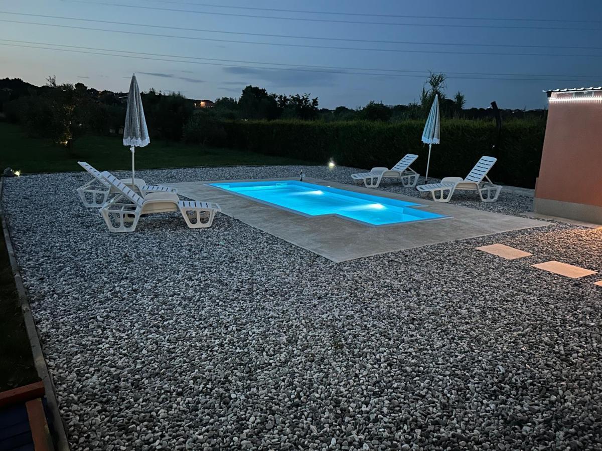 PUY Dora House With Wifi And Outdoor Swimming Pool 빌라 외부 사진
